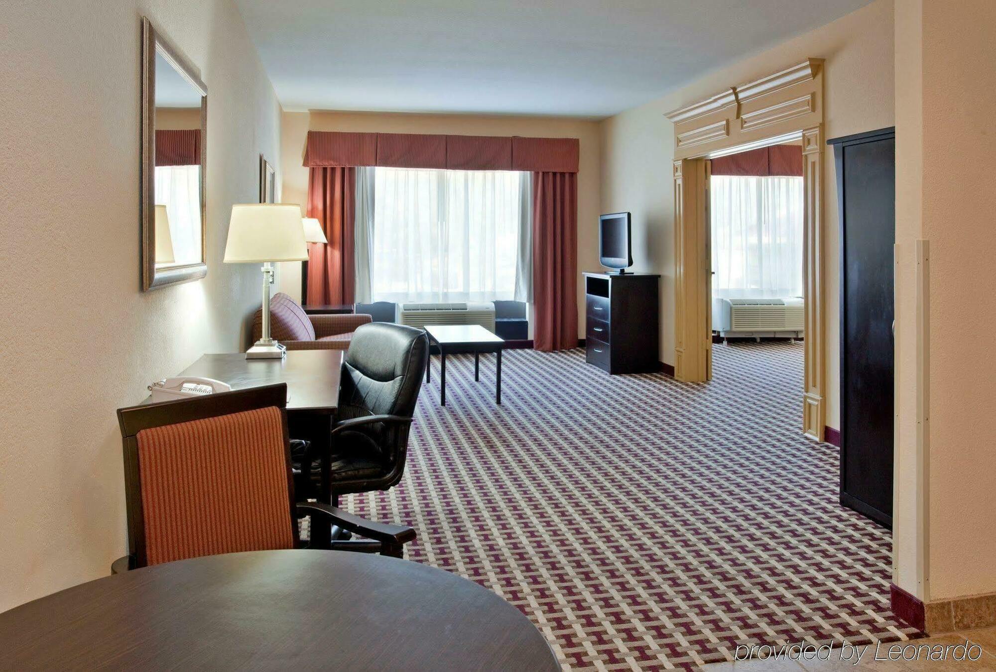 Holiday Inn Express & Suites Laurel By Ihg Chambre photo